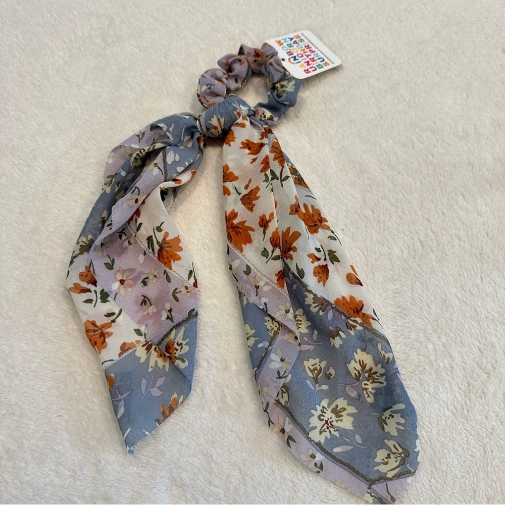 NWT Marta Scrunchie Bow Blue and Purple Floral Hair Tie